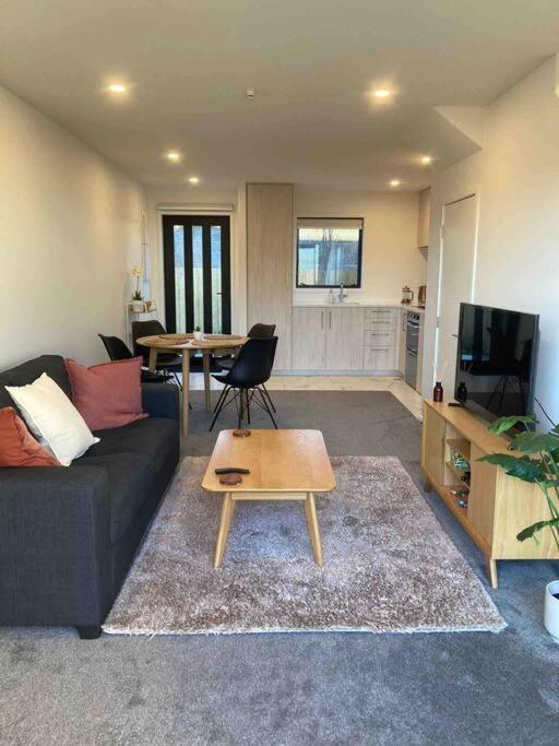 Cheerful 2 Bedroom Townhouse In Addington! Christchurch Zewnętrze zdjęcie